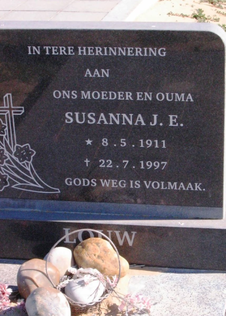 LOUW Susanna J.E. 1911-1997