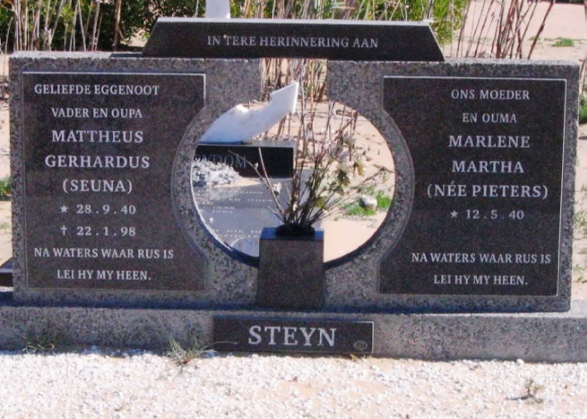 STEYN Mattheus Gerhardus 1940-1998 &amp; Marlene Martha PIETERS 1940-