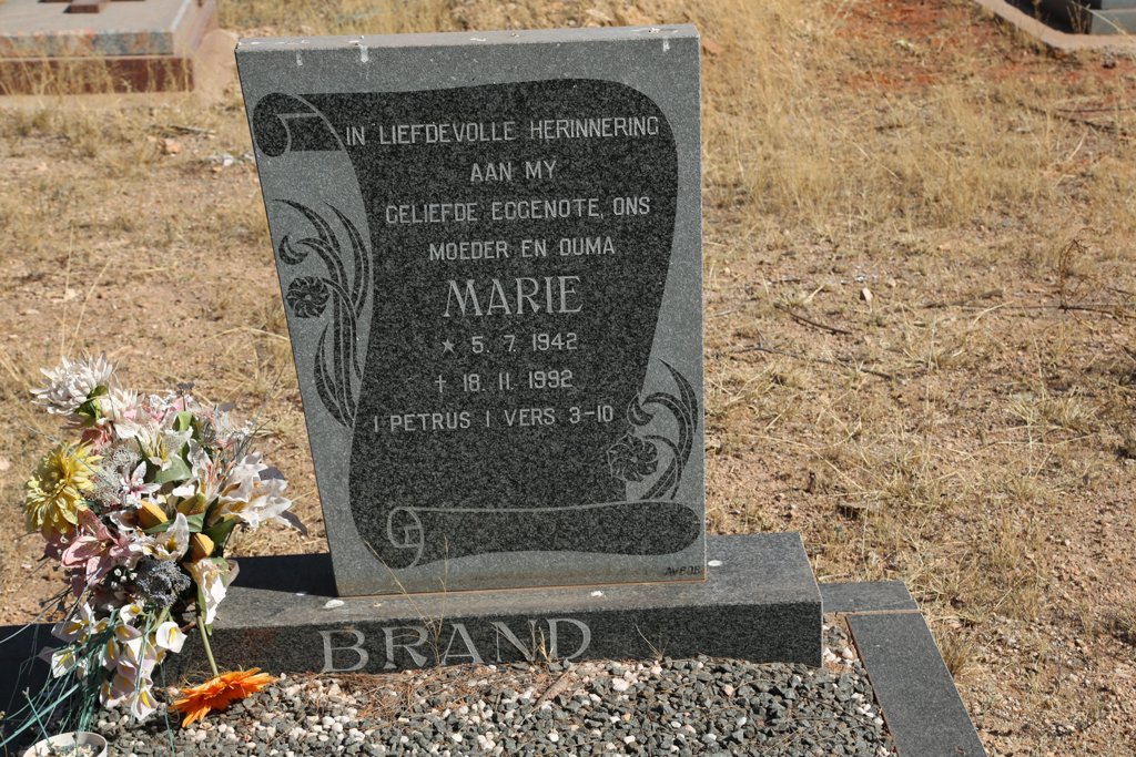 BRAND Marie 1942-1992