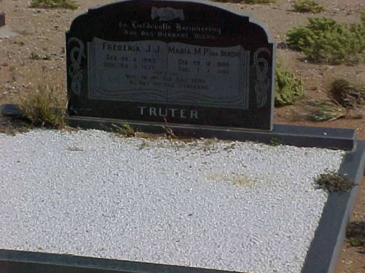 TRUTER Frederik J.J. 1893-1975 &amp; Maria M.P. BERGH 1899-1980