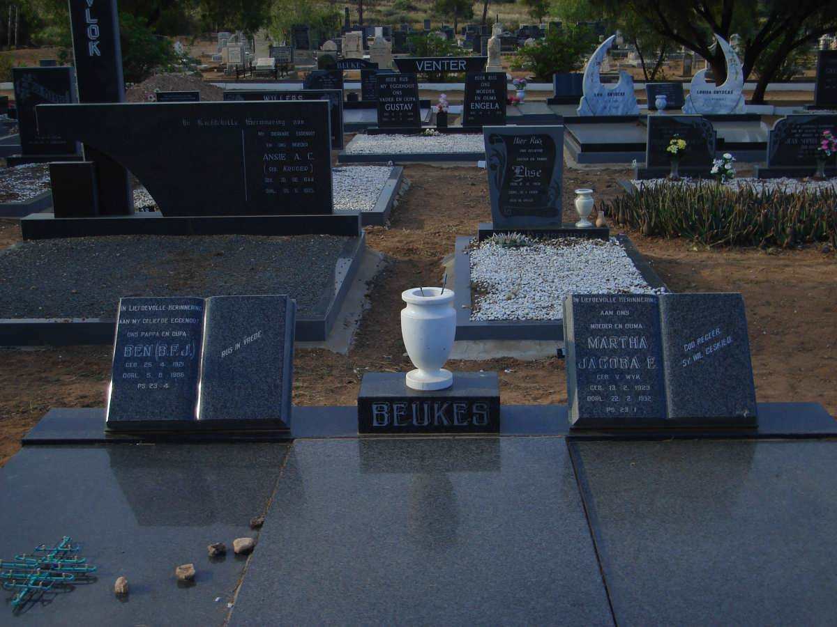 BEUKES B.F.J. 1921-1986 &amp; Martha Jacoba E. VAN WYK 1923-1992