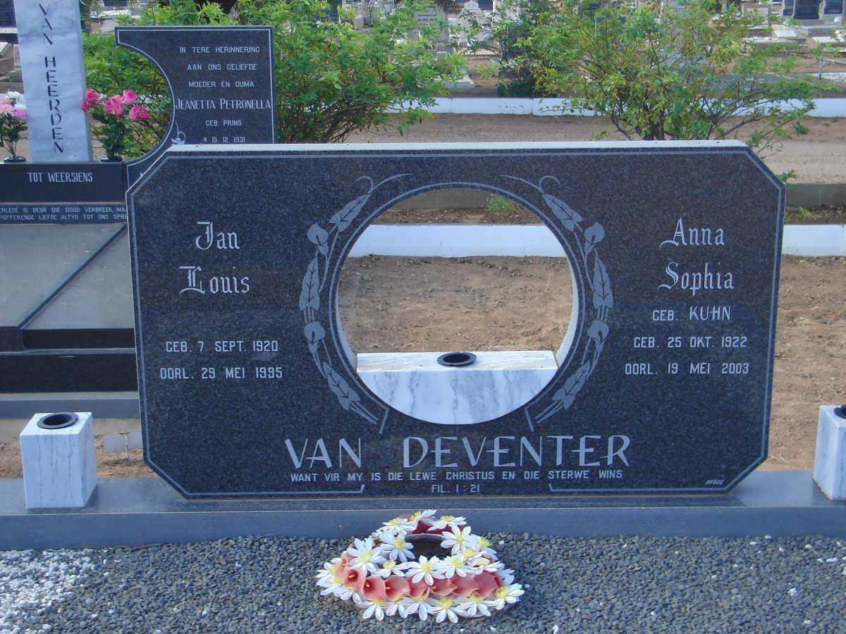 DEVENTER Jan Louis, van 1920-1995 &amp; Anna Sophia KUHN 1922-2003