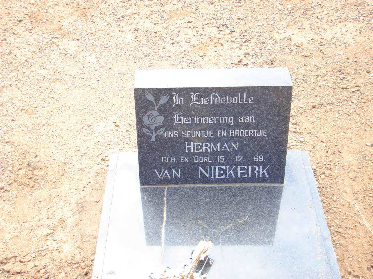 NIEKERK Herman, van 1969-1969