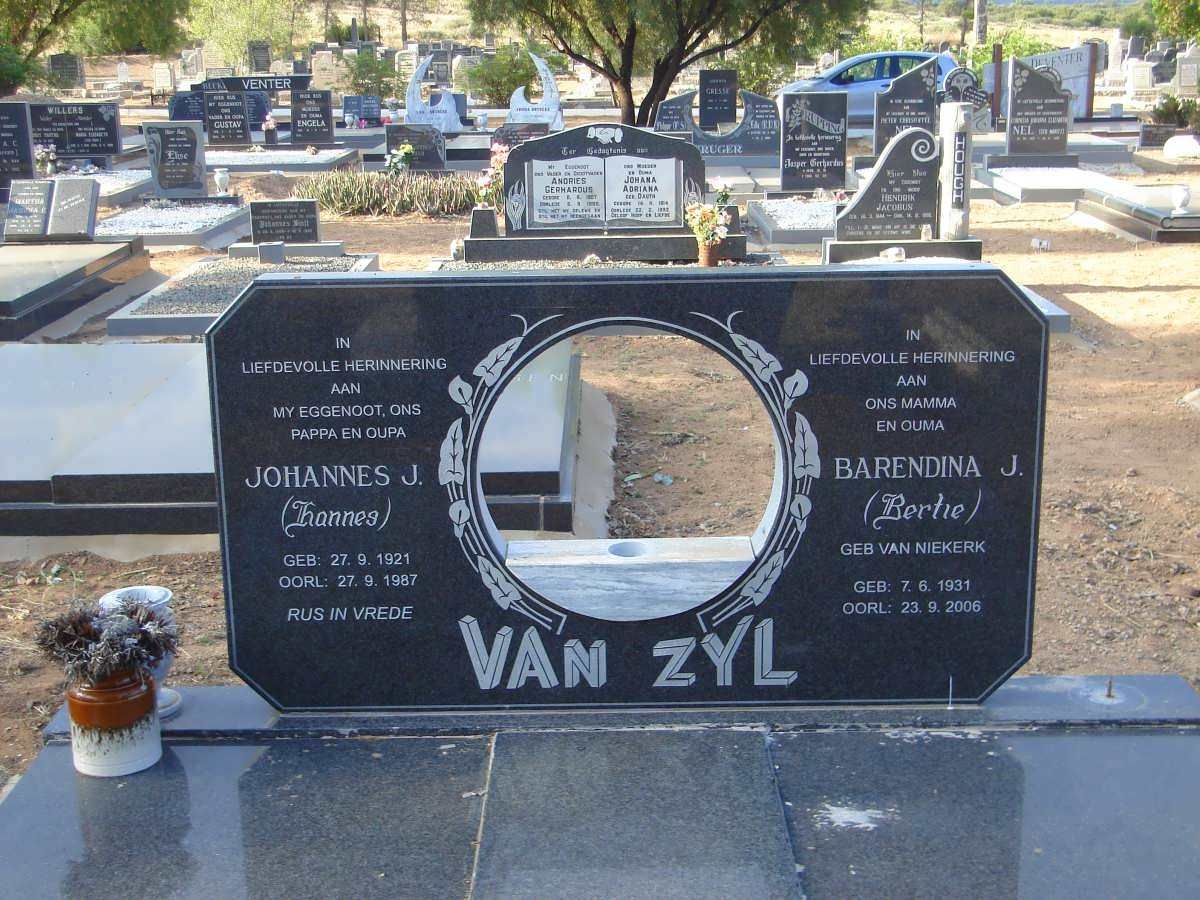 ZYL Johannes J., van  1921-1987 &amp; Barendina J. VAN NIEKERK 1931-2006