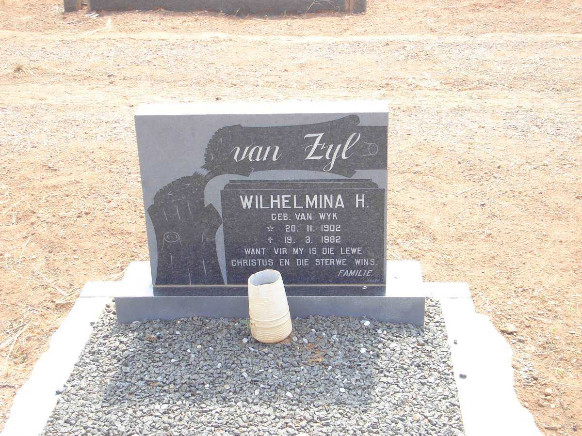 ZYL Wilhelmina H., van nee VAN WYK 1902-1982
