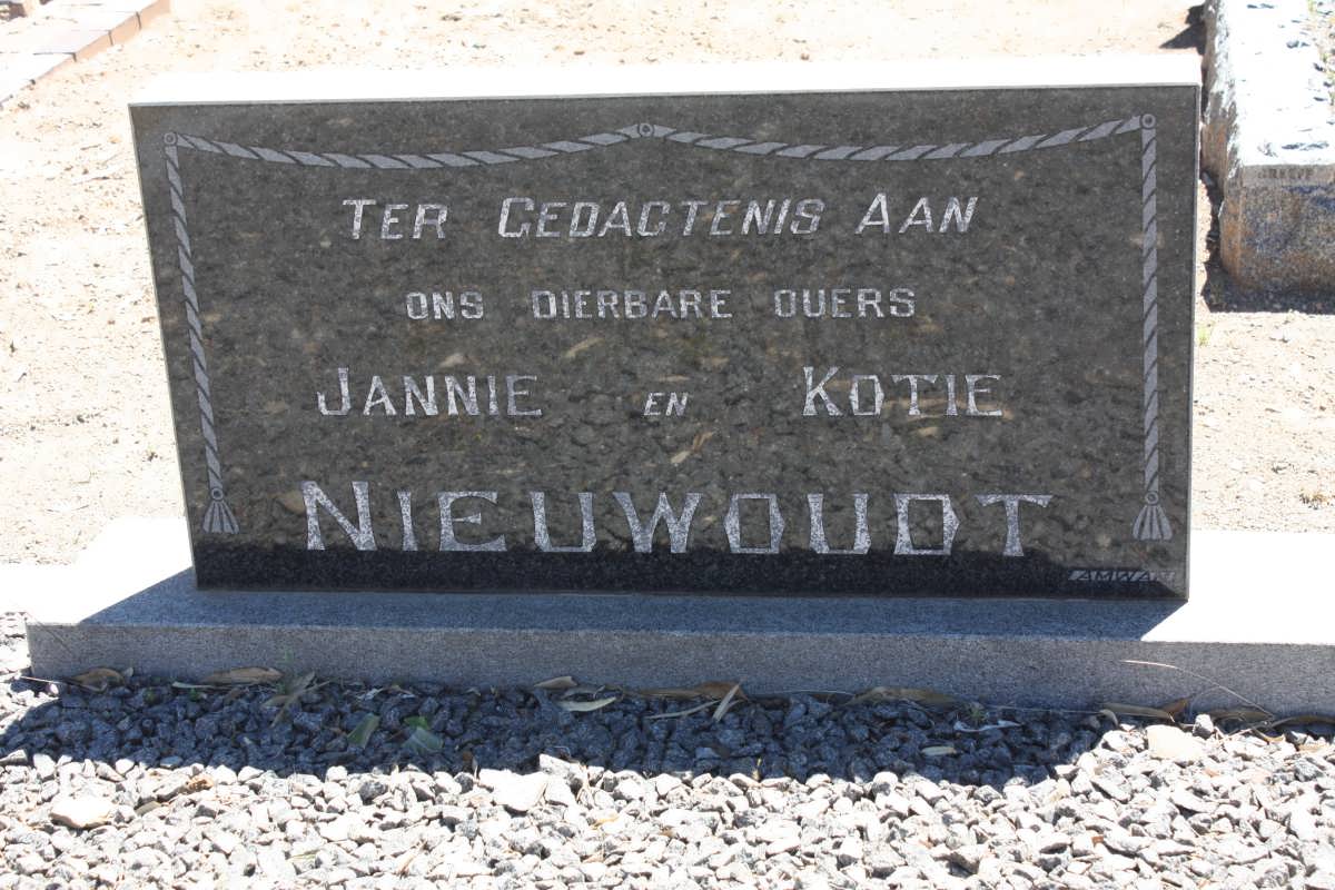 NIEUWOUDT Jannie &amp; Kotie