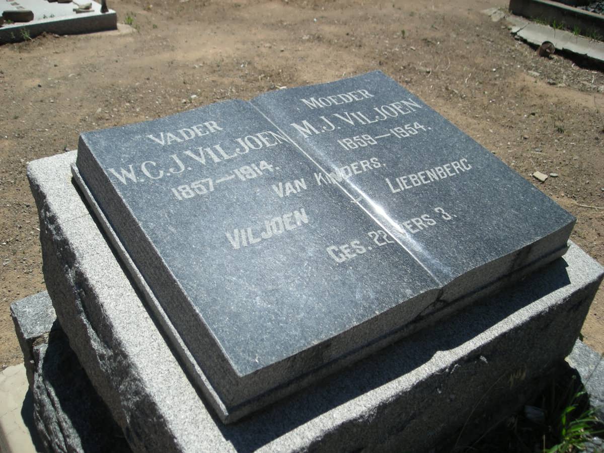 VILJOEN W.C.J. 1857-1914 &amp; M.J. 1859-1954