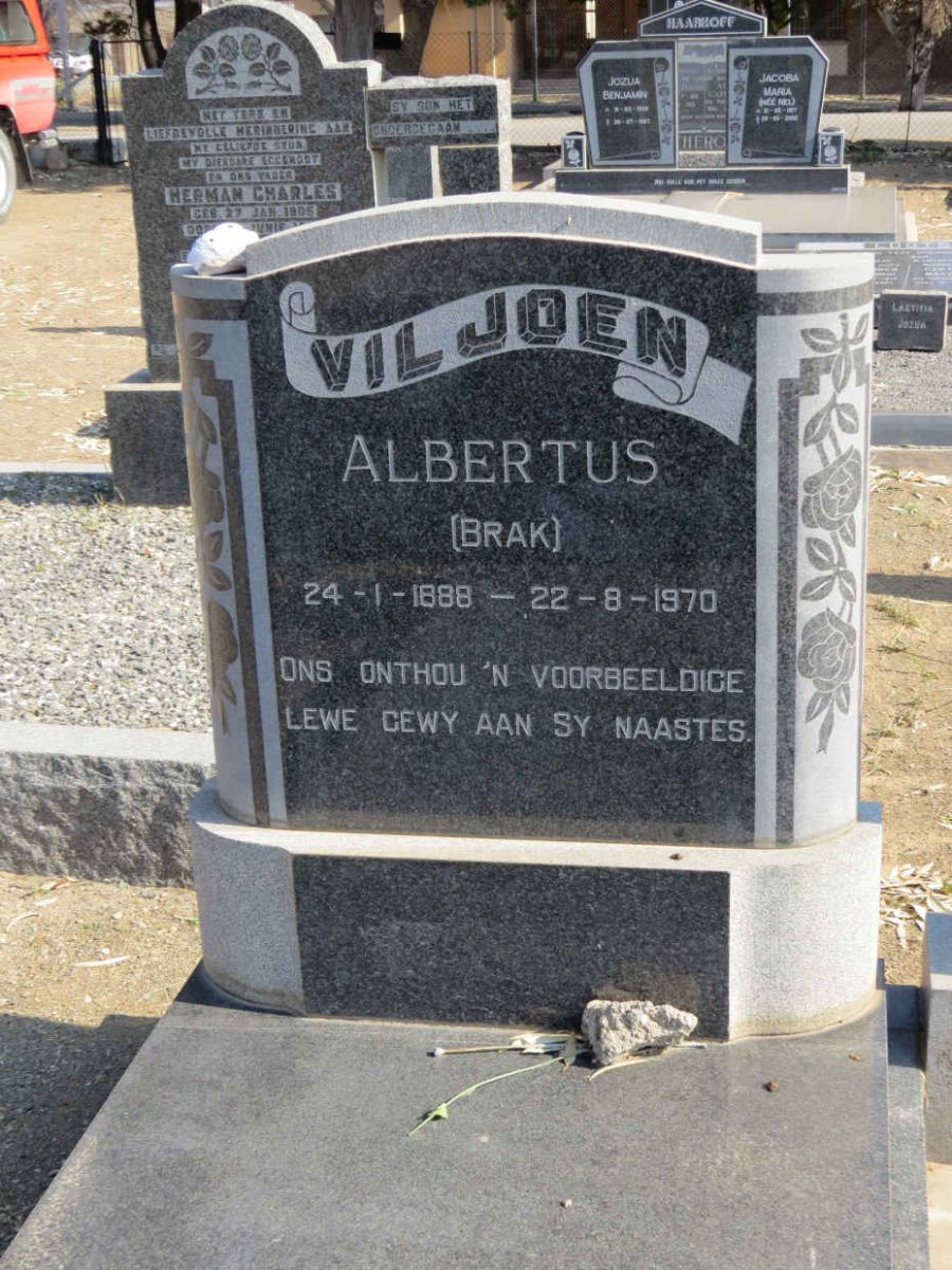 VILJOEN Albertus 1888-1970 &amp; Susan BUXMANN 1888-1966