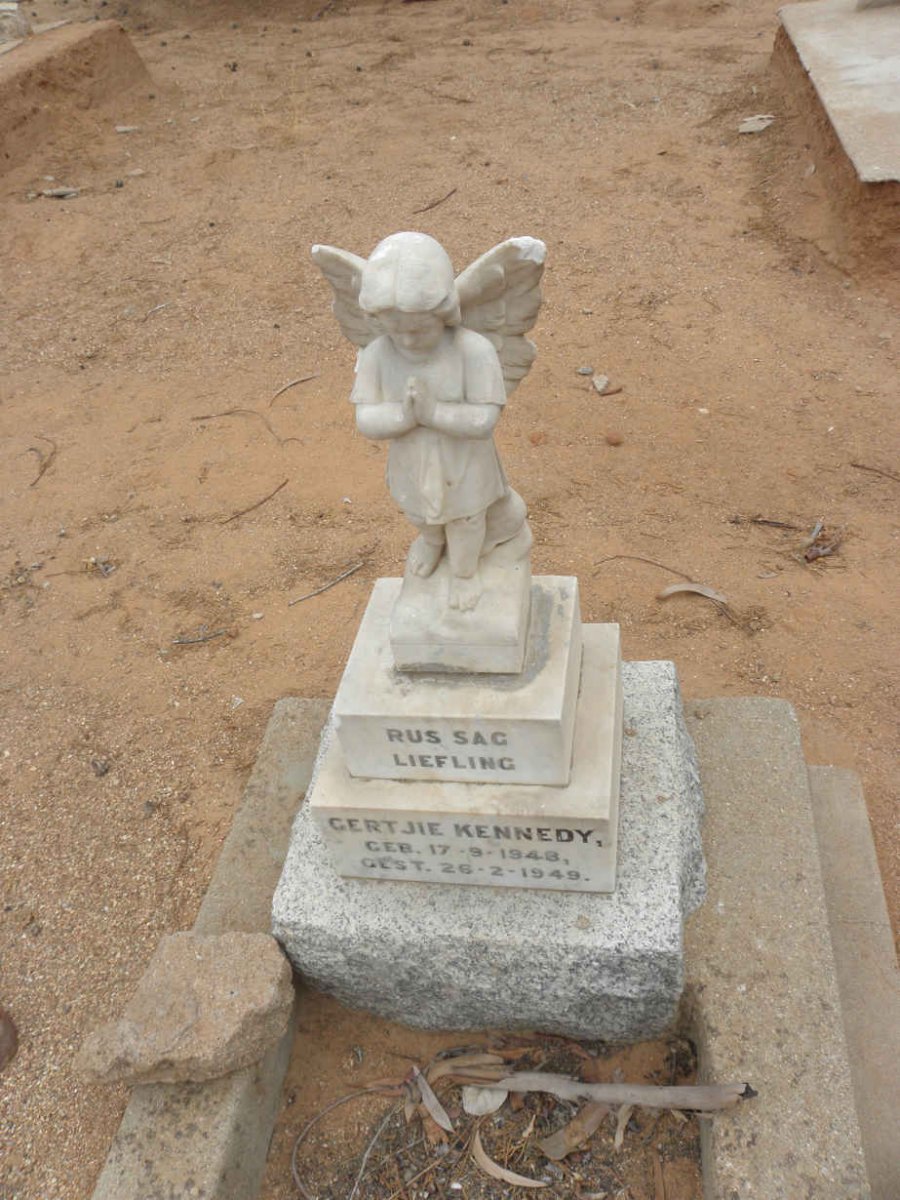 KENNEDY Gertjie 1948-1949