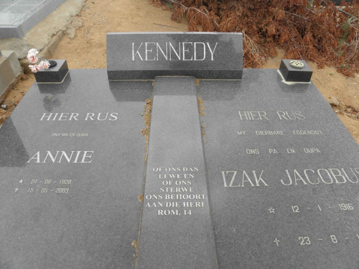 KENNEDY Izak Jacobus 1916- &amp; Annie 1928-2003