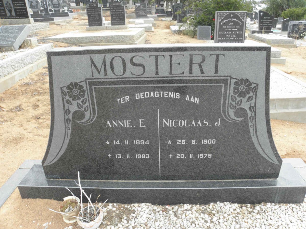 MOSTERT Nicolaas J. 1900-1979 &amp; Annie E. 1894-1983