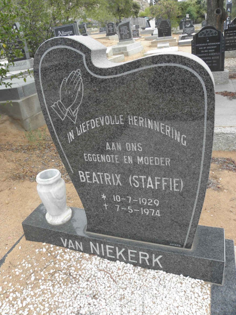 NIEKERK Beatrix, van 1929-1974