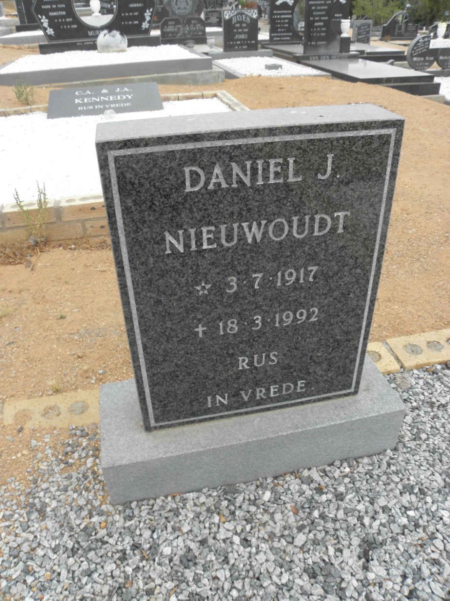 NIEUWOUDT Daniel J. 1917-1992