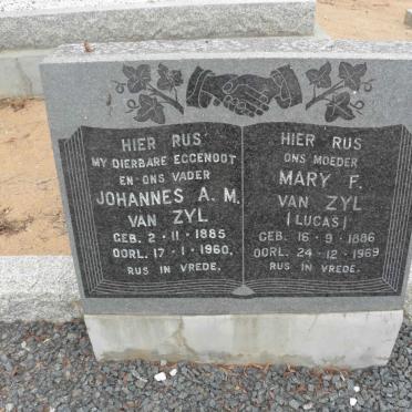 ZYL Johannes A.M., van 1885-1960 &amp; Mary F. LUCAS 1886-1969