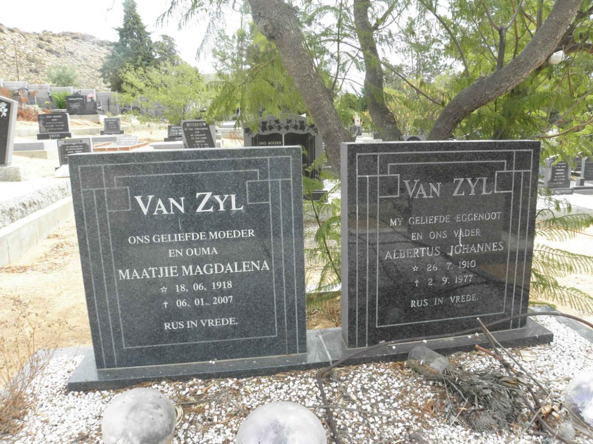 ZYL Albertus Johannes, van 1910-1977 &amp; Maatjie Magdalena 1918-2007