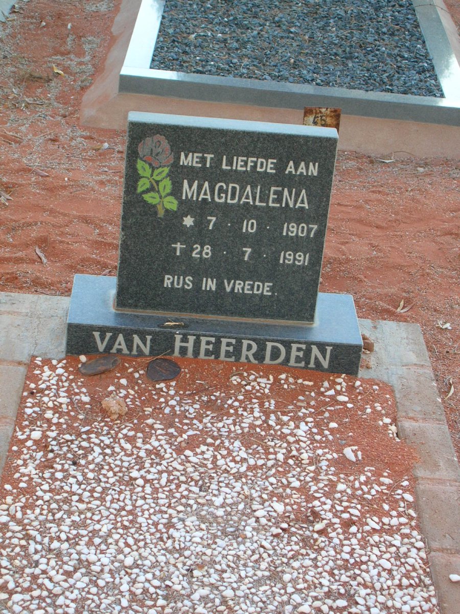 HEERDEN Magdalena, van 1907-1991