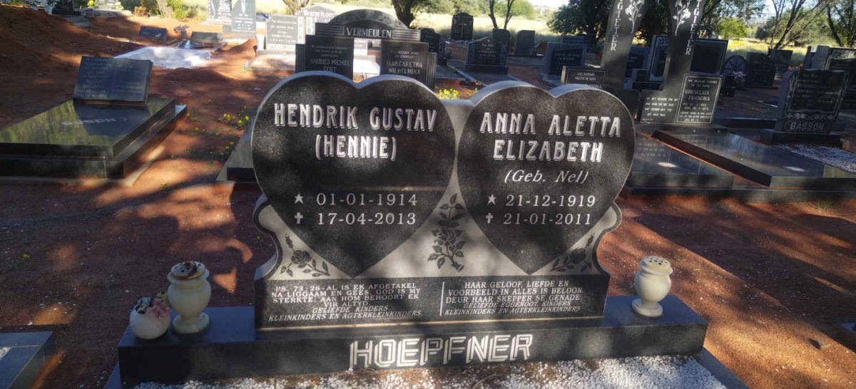 HOEPFNER Hendrik Gustav 1914-2013 & Anna Aletta Elizabeth NEL 1919-2011