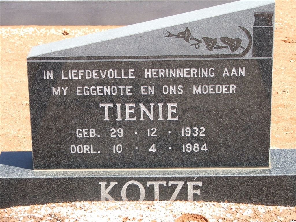 KOTZÉ Tienie 1932-1984