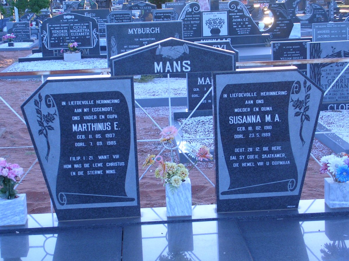 MANS Marthinus E. 1907-1985 &amp; Susanna M.A. 1910-1989
