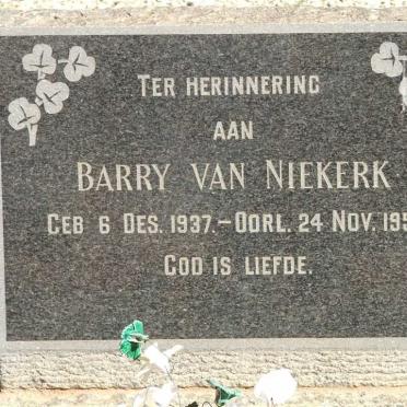 N - Surnames :: Vanne - N