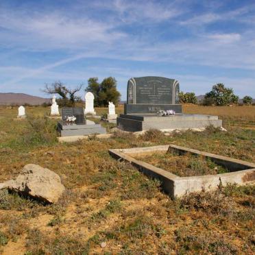 Northern Cape, VICTORIA WEST district, Twistniet 67, Wolwekop, farm cemetery