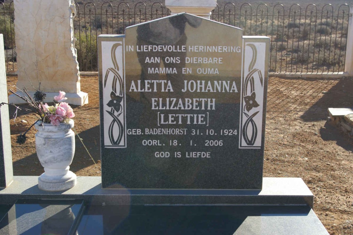 HUGO Aletta Johanna Elizabeth nee BADENHORST 1924-2006
