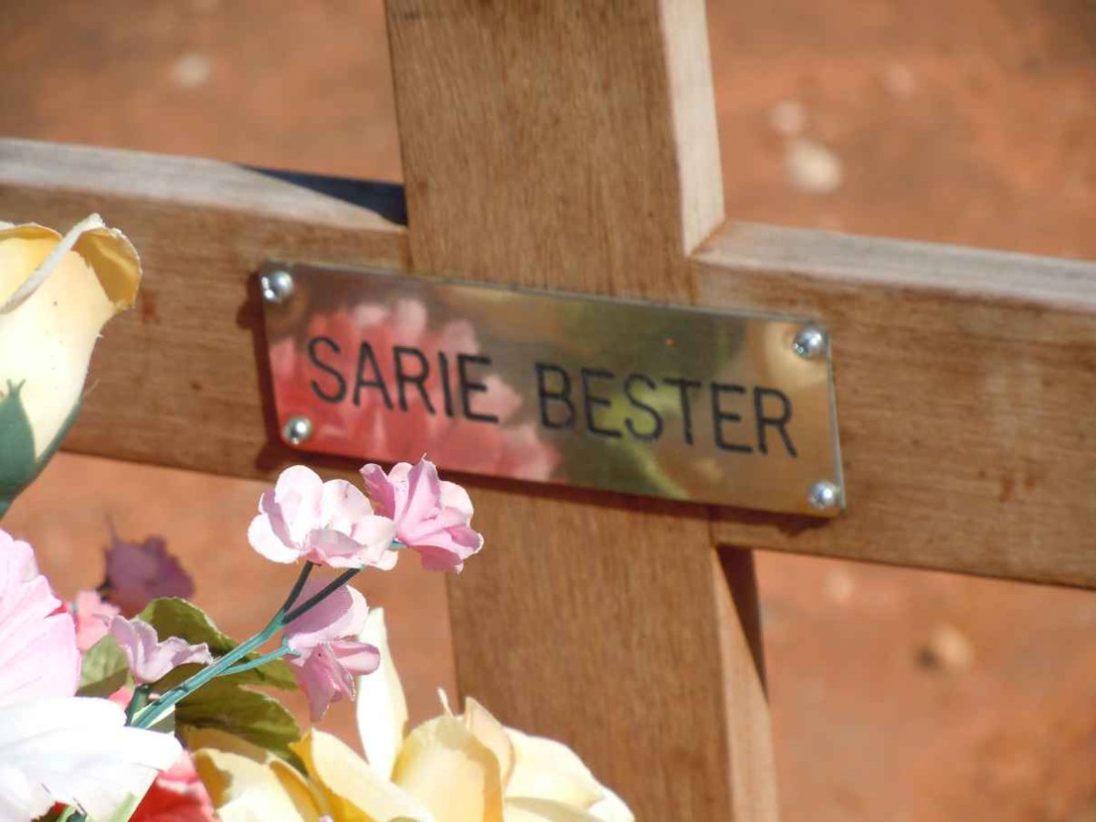 BESTER Sarie