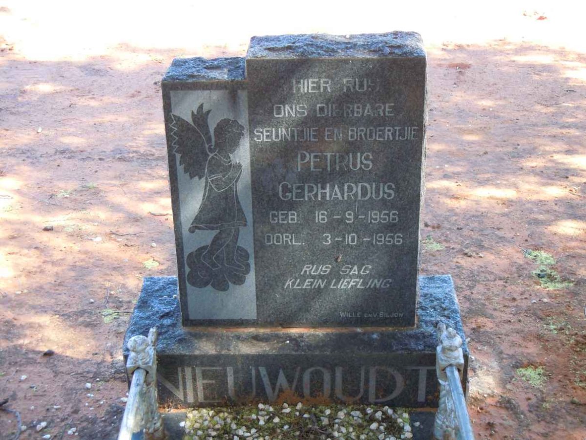 NIEUWOUDT Petrus Gerhardus 1956-1956
