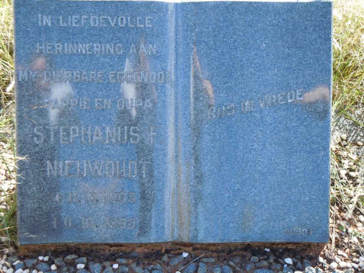 NIEUWOUDT Stephanus F. 1903-1968