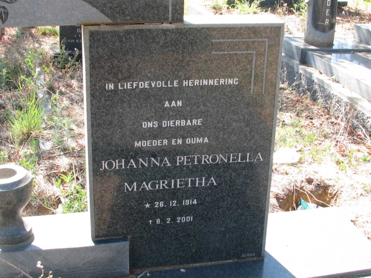 HOUGH Andreas Johannes 1914-1968 &amp; Johanna Petronella Magrietha 1914-2001