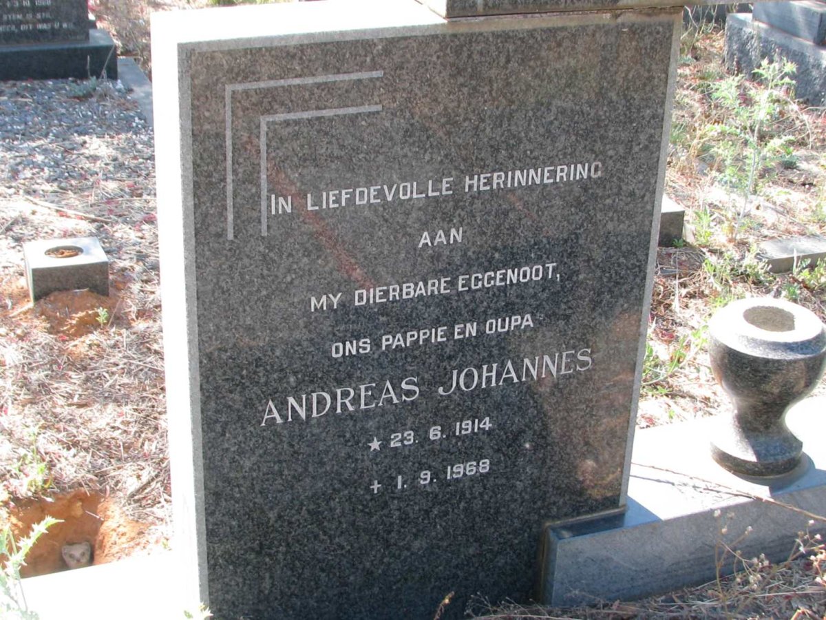 HOUGH Andreas Johannes 1914-1968 &amp; Johanna Petronella Magrietha 1914-2001