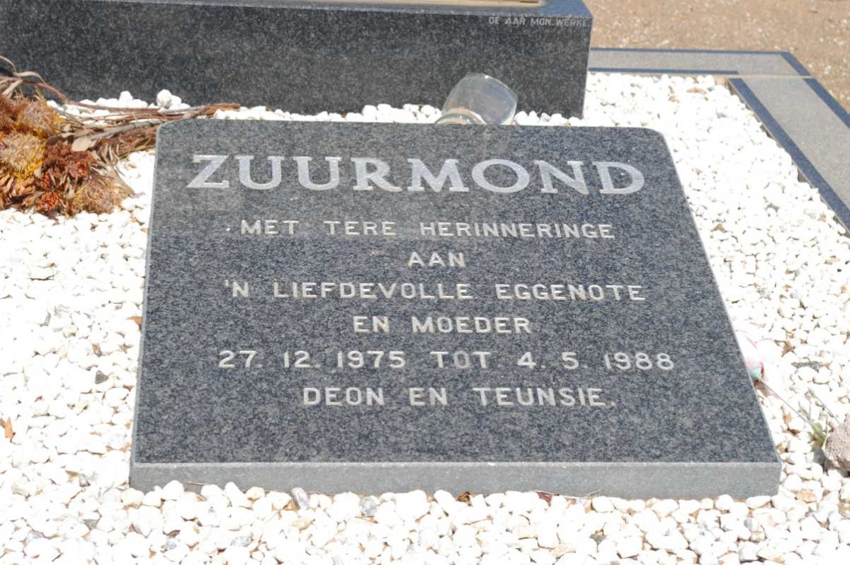 ZUURMOND -1988