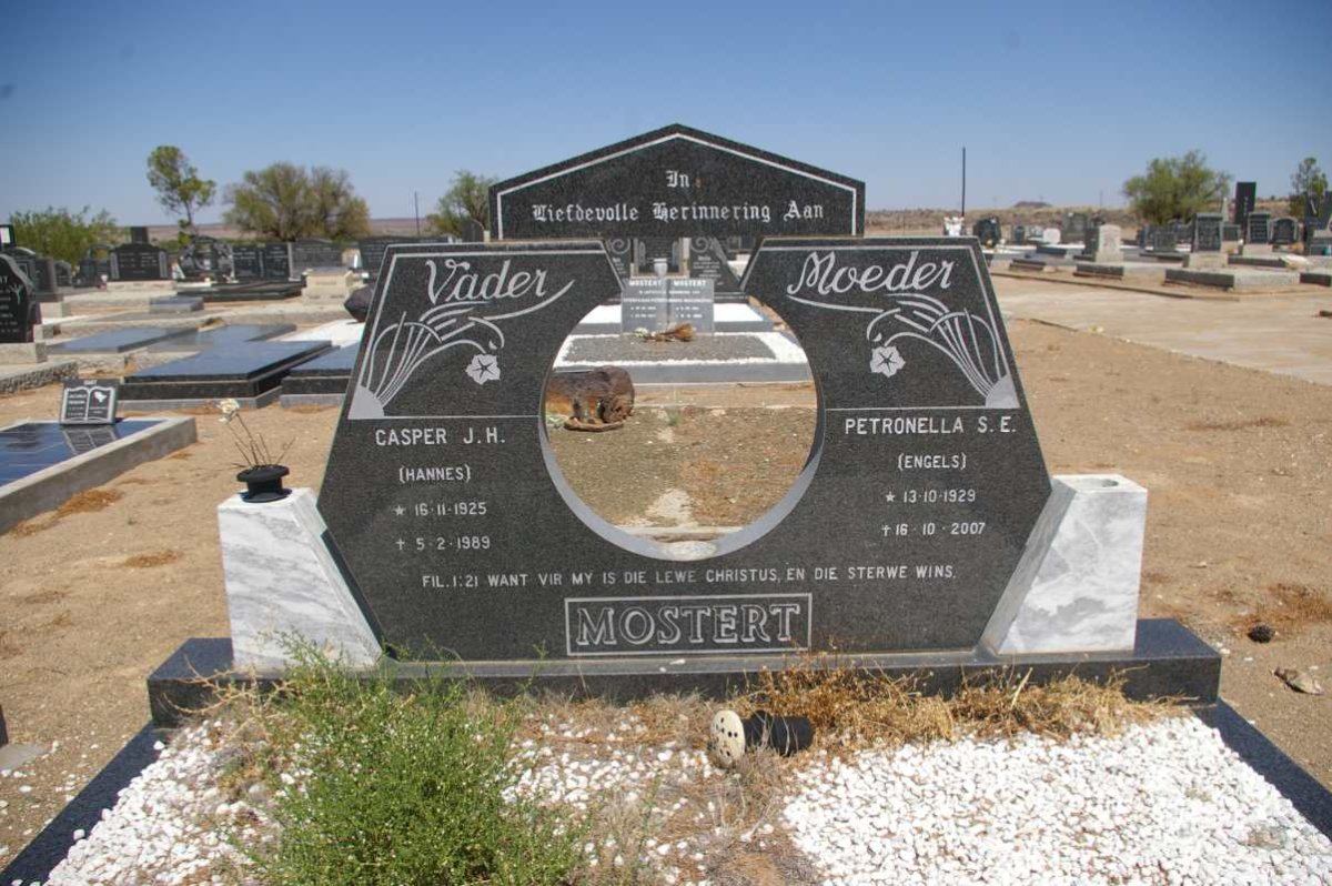 MOSTERT Casper J.H. 1925-1989 &amp; Petronella S.E. ENGELS 1929-2007