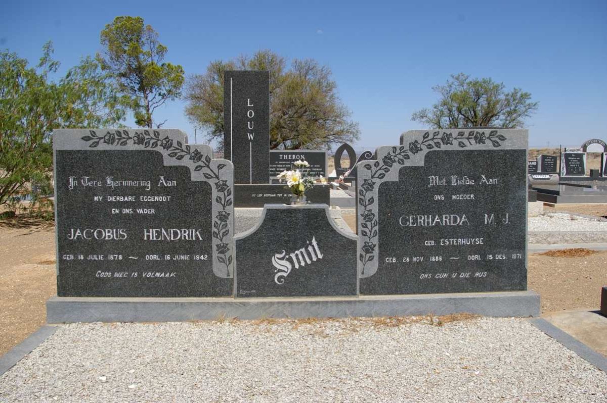 SMIT Jacobus Hendrik 1878-1942 &amp; Gerharda M.J. ESTERHUYSE 1886-1971
