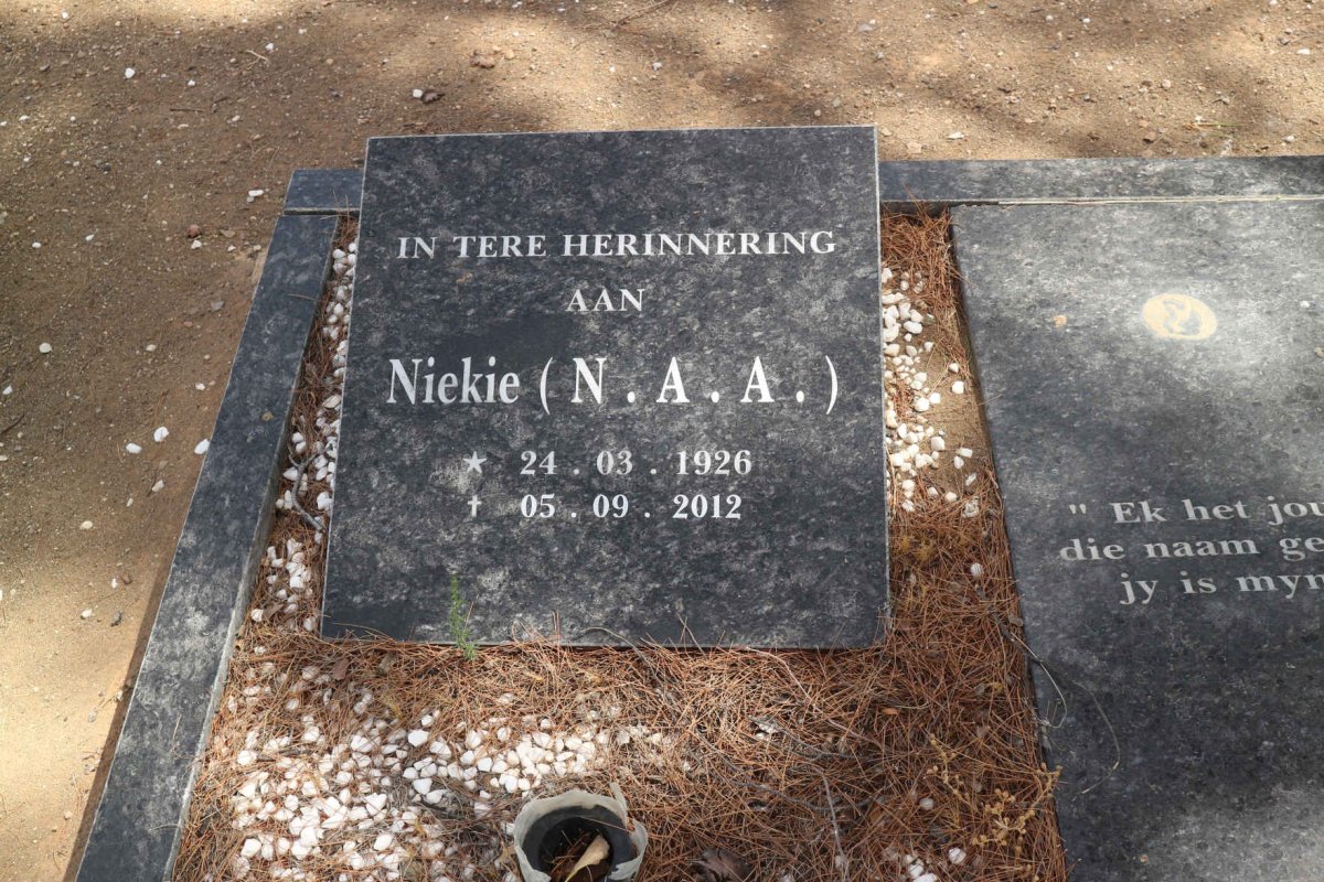 ALBERTS C.W. 1928-2007 &amp; N.A.A. 1926-2012